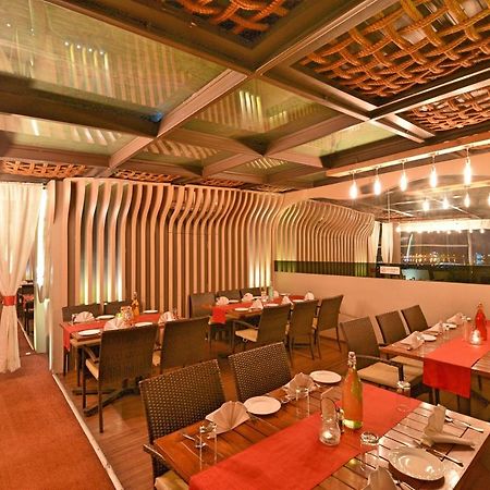 Hotel Surya Plaza Кота Экстерьер фото