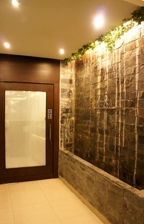 Hotel Surya Plaza Кота Экстерьер фото