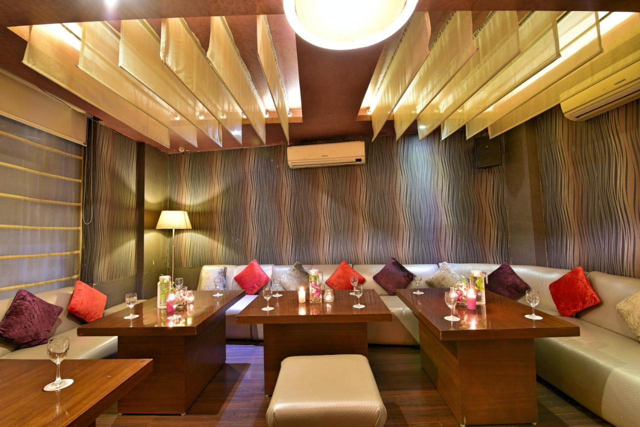 Hotel Surya Plaza Кота Экстерьер фото